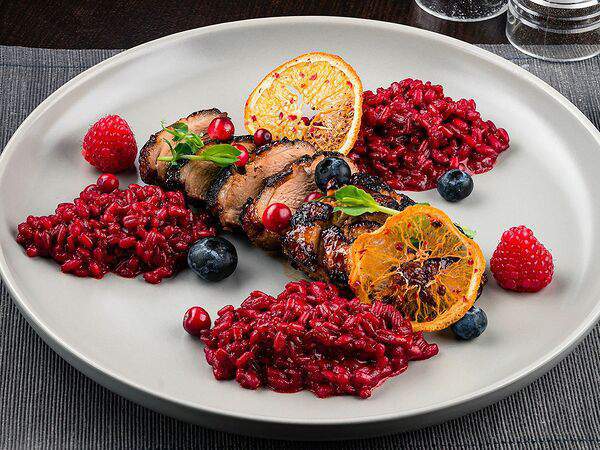 Перфетто - Утка терияки со свекольным орзотто