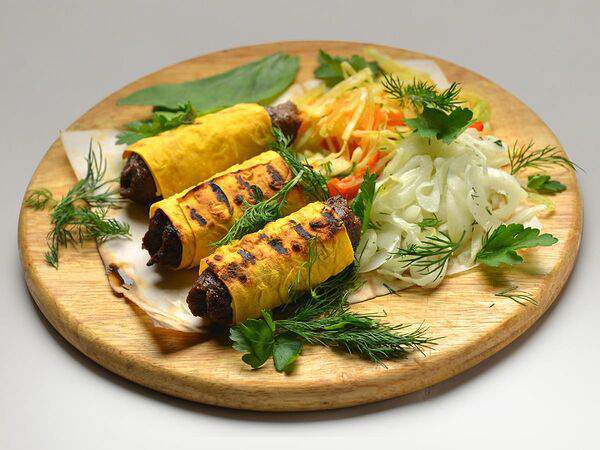 Birliman - Люля-кебаб из говядины в лаваше