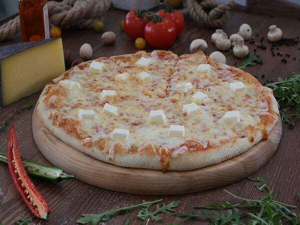 Gastrobar Лучшая еда с доставкой по городу - Пицца Четыре сыра