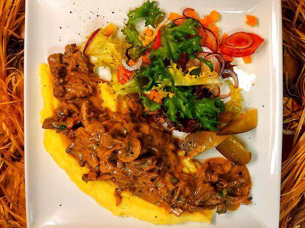 Мельница - Бефстроганов с пюре