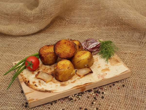 Кафе Парус - Картофель с салом