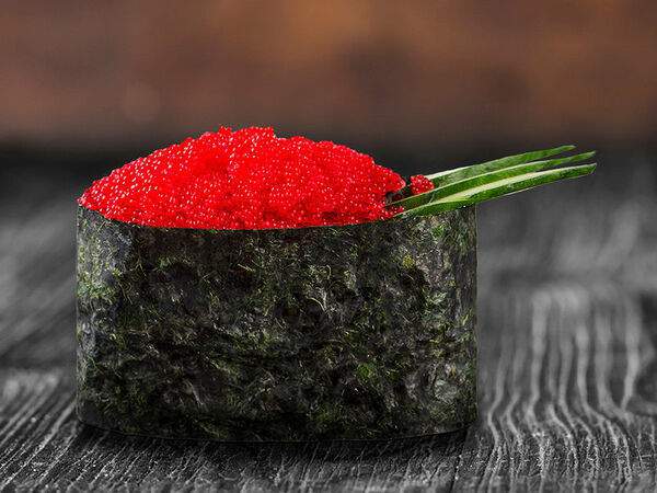 Евразия-Экспресс - Суши с красной икрой летучей рыбы