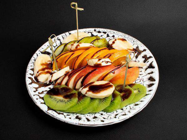 Under Bar - Фруктовая тарелка