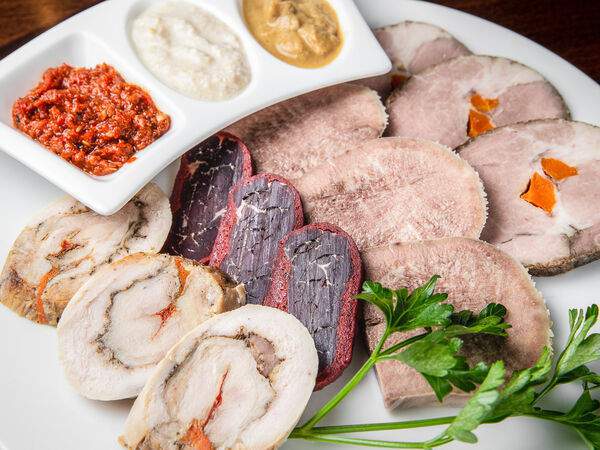 Тонэ - Мясные деликатесы