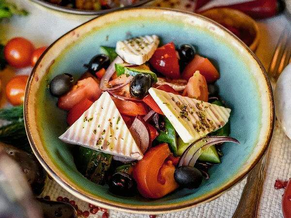 Чучвара, мангал и печи - Салат Греческий