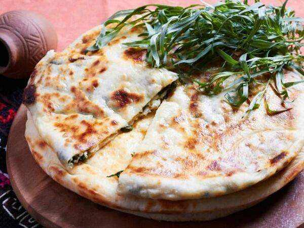 Халхури - Осетинский пирог с тархуном и сыром