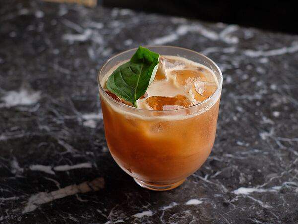 Bisou Bisou Bistro - Клубника, базилик