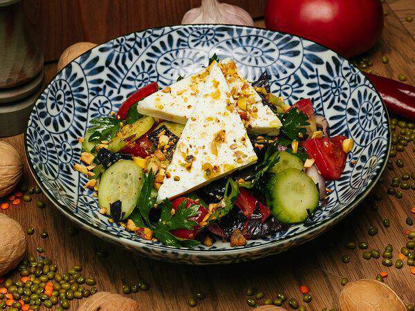 Южанин - Из свежих овощей с сыром Чанах