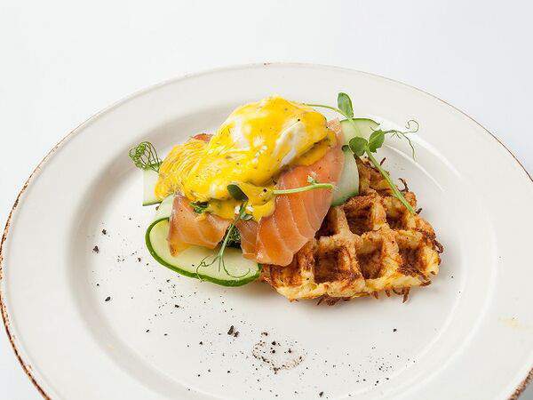 Инжир - Картофельные вафли с лососем