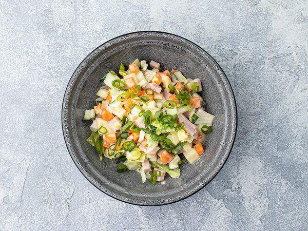 Булочки на улочке - Салат Столичный