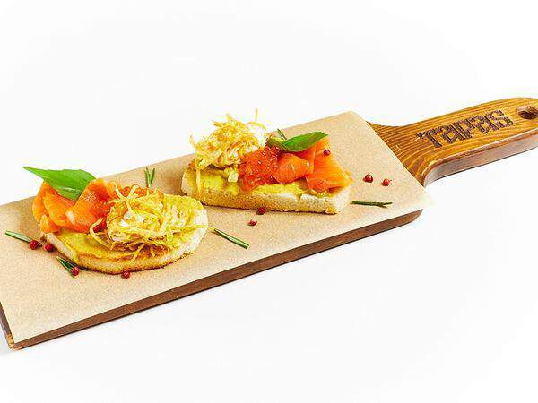 Rio-grande - Пинчос с лососем и икрой