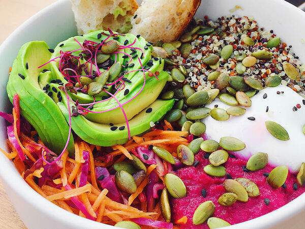 Avocado point - Розовый завтрак