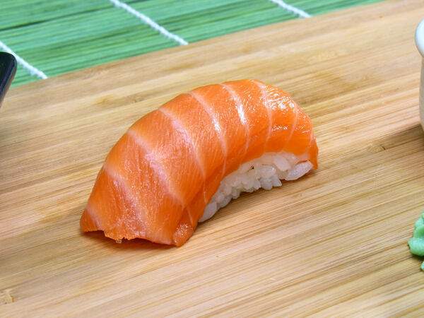 EL Fish - Суши с лососем