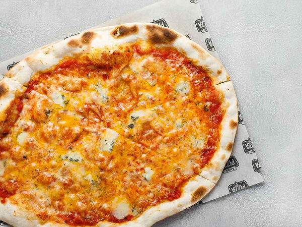 Luka Pizza - Пицца Кватро формаджи