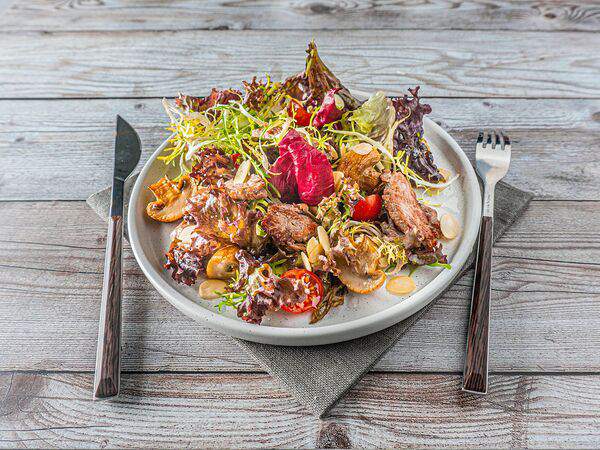 Ресторан Емеля - Тёплый салат с индейкой