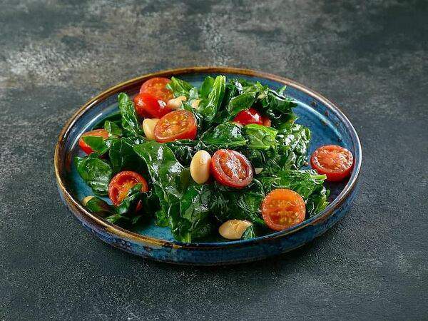 Баклажан Горьковская - Припущенный шпинат с белой фасолью