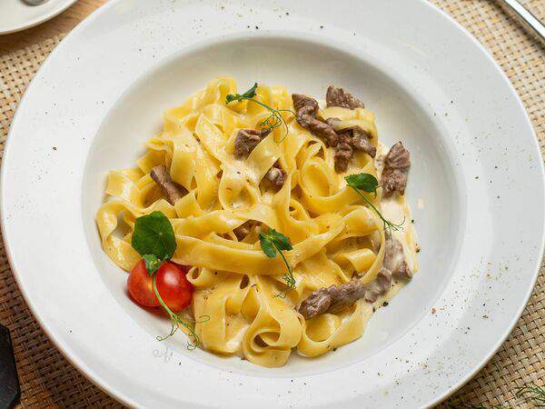 Scoozi - Паста с телятиной и голубым сыром