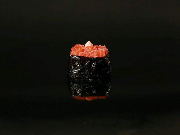 Суши & Пицца Красти & Крабс - С лососем гункан