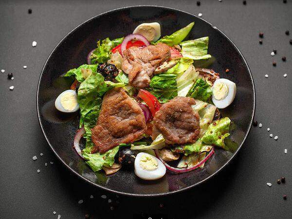 Mesto - Салат Мясной