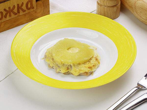 Столовая ложка - Куриная отбивная с ананасом