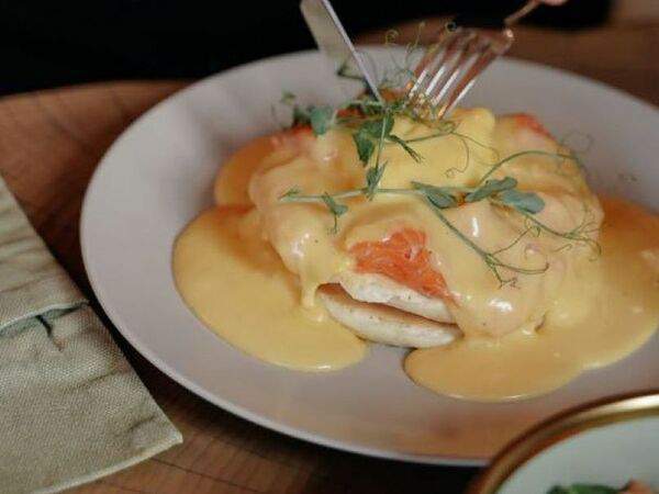 Птичка - Панкейки с лососем