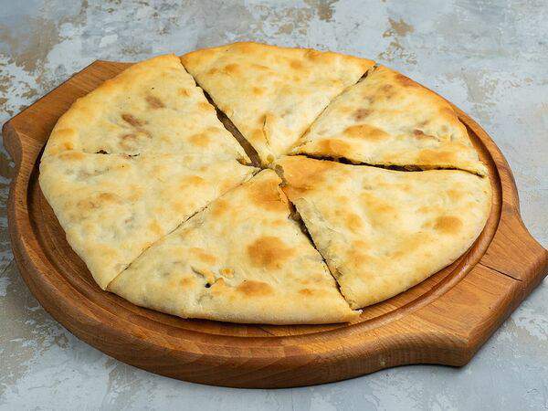 Ачарули - Хачапури с картофелем, грибами и луком