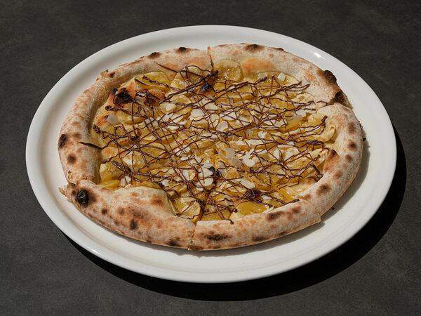 Forno rosso - Пицца с бананом и нутеллой