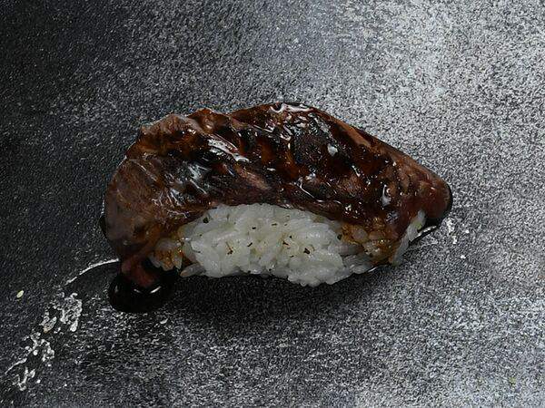 Кайфын - Суши с говядиной