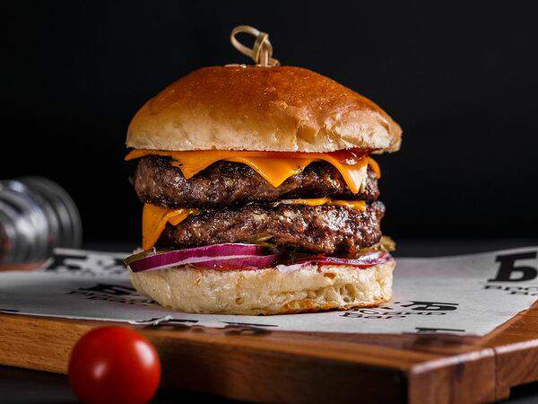 Б&Б Бар - Бургер Двойной Чизбургер