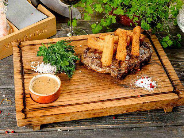 Веранда - Стейк Рибай с томленым картофелем