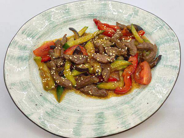 Солянка - Говядина с овощами в соусе Терияки