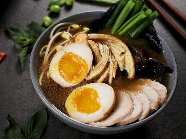 Kobutsu - Рамен с запеченной свининой