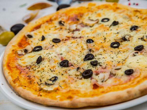 Кафе-brasserie Бригантина - Пицца Королева