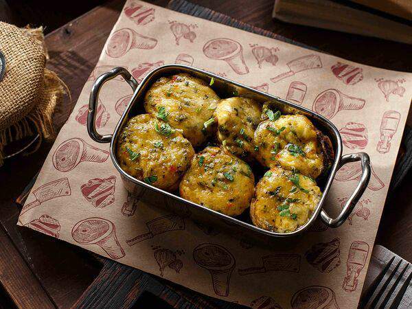 Bretzel - Шампиньоны запечённые с сырной начинкой