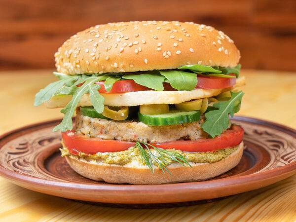 ZEN Vegan Burger - Итальянский бургер Pesto alla genovese