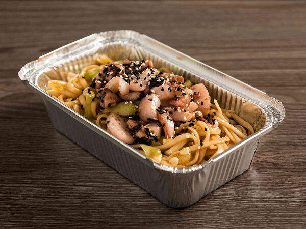 Едакратия - Вок удон с морепродуктами