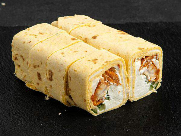 Сакура - Чикен ролл