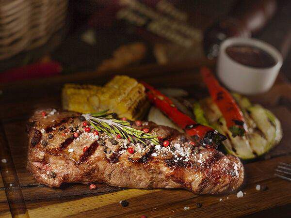 Mama Roma - Стейк Стриплойн