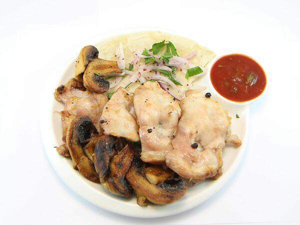 Угли - Шашлык из куриных бедер с шампиньонами