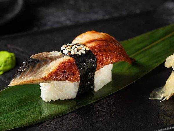 Mr Tigay - Суши с угрем