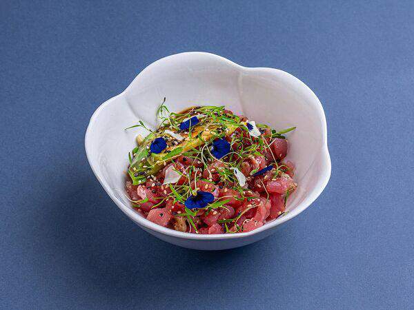 Море - Тартар тунец