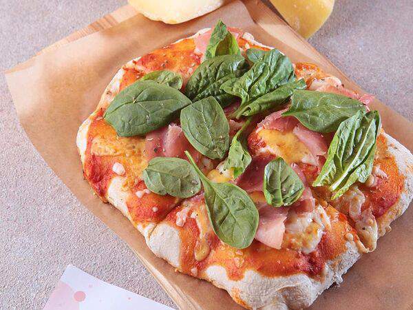 Rose Cafe - Пицца Римская с Прошутто