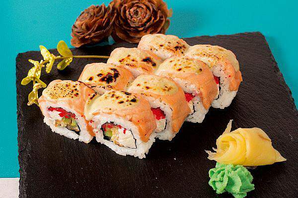 Луиджи - Ролл Сяке Блю Чиз