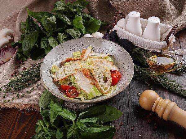 Пататапа - Салат Цезарь с курицей