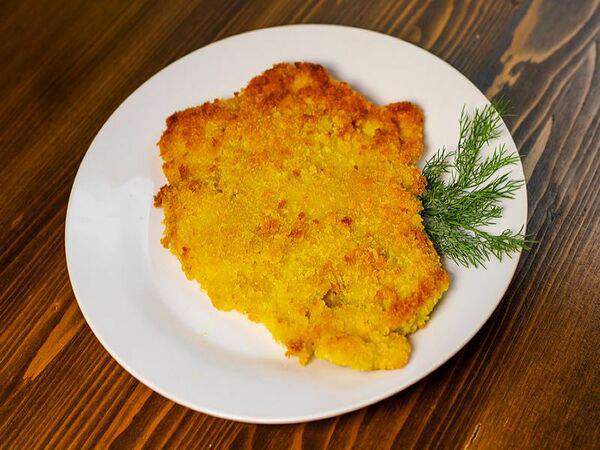 Два рубля - Отбивная куриная в сухарях