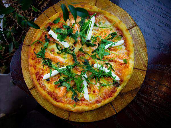 Chak-Chak - Пицца с семгой