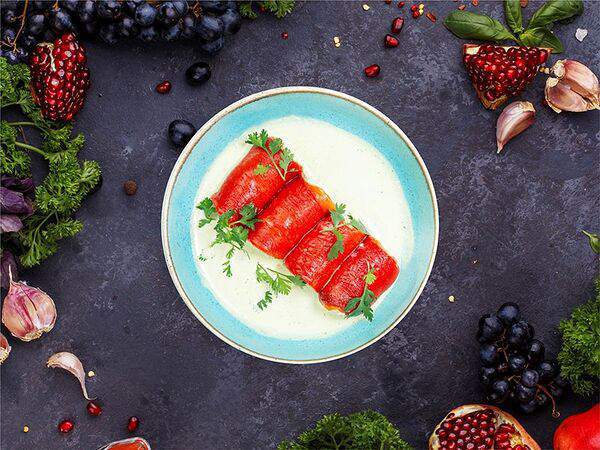 Пахлава - Рулеты из сладкого перца с ореховым соусом