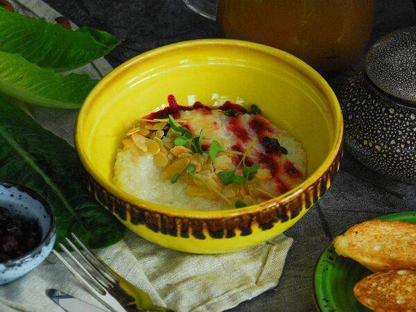 Prosto кофе & кухня - Рисовая каша с миндальными лепестками на молоке