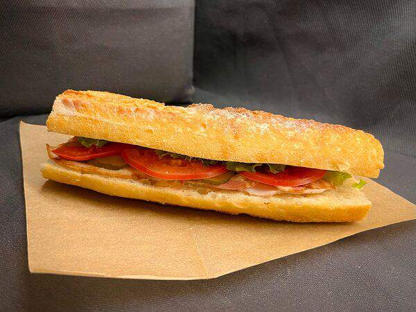 Кекс - Сэндвич с курицей и беконом