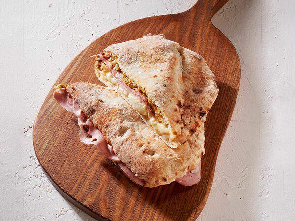 Pizzarella36 - Пануоццо с мортаделлой